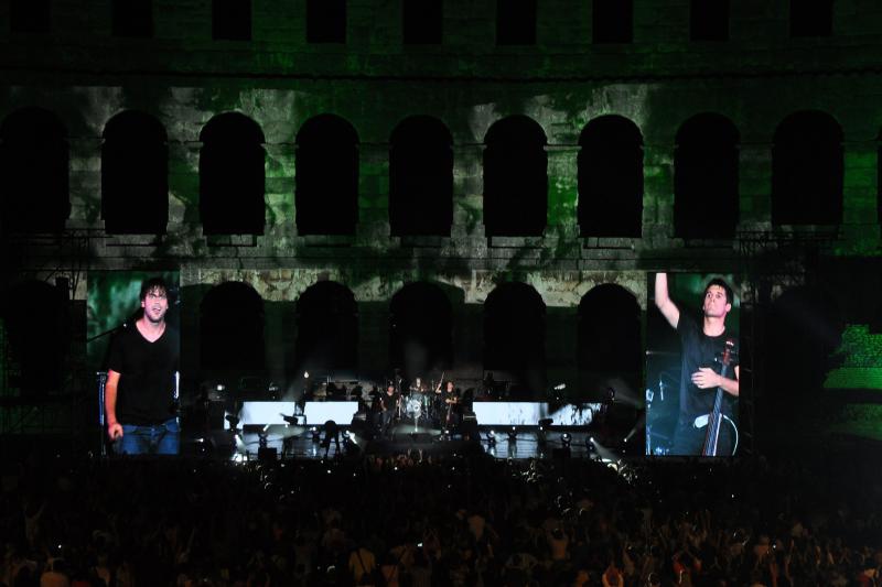 2CELLOS održali koncert u pulskoj Areni i oduševili 5 tisuća fanova, Foto: Duško Marušić/PIXSELL