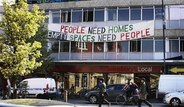 Skvotiranje kao oblik stanovnja i društvenog prostora