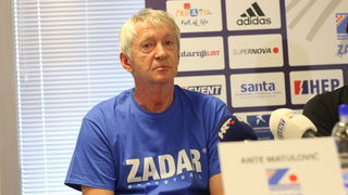 Proslavljeni treneri otvorili treće izdanje Dogus basketball tournamenta! Proslavljeni treneri otvorili treće izdanje Dogus basketball tournamenta!