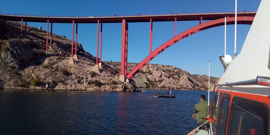 U Novskom ždrilu i dalje traje intenzivna potraga za nestalim pilotom