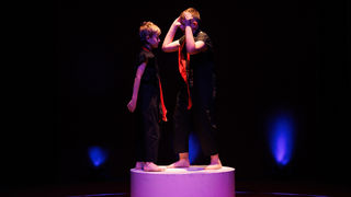 Igrajmo se: Zabranjeno mlađima od 15 strana A