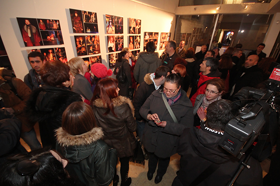 Prva samostalna izložba Ive Perinčić ” Čarolija Kazališta lutaka “