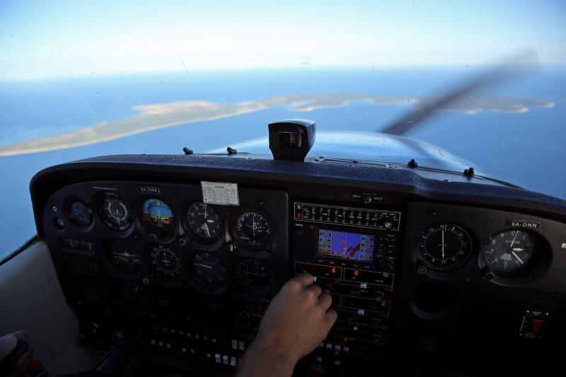 01.08.2013., Zadar – Fotografije panoramskog leta od Zadra do Medulina. Photo: Filip Brala/PIXSELL Autor  Filip Brala/PIXSELL KLJUČNE RIJEČI  let, panorama, grad Zadar, zracni snimak, Jadran, arhipelag, more, avion