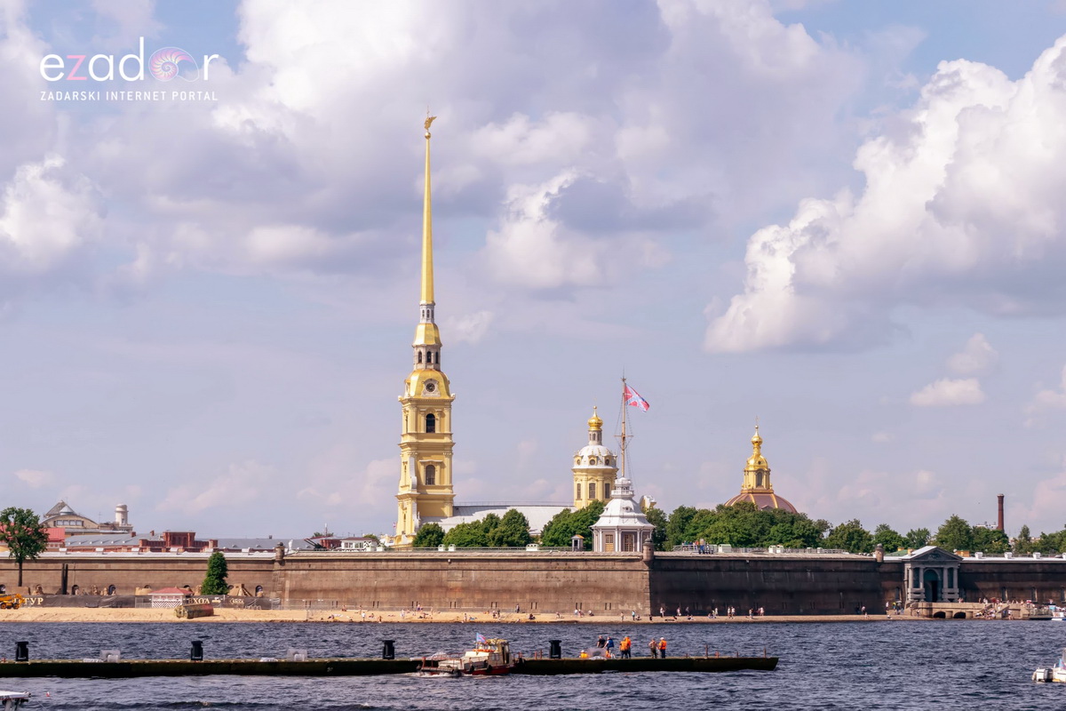 Đir po čudesno lijepom St. Petersburgu Đir po čudesno lijepom St. Petersburgu