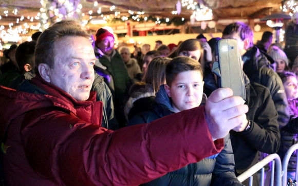 Virani 2016. godinu dočekali uz Lidiju Bačić, Leteći odred i spektakularan vatromet Virani 2016. godinu dočekali uz Lidiju Bačić, Leteći odred i spektakularan vatromet