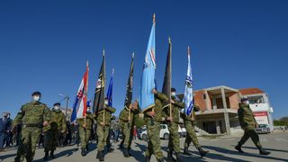 Škabrnja: Kolonom sjećanja obilježena je obljetnica stradavanja branitelja i civila Škabrnja: Kolonom sjećanja obilježena je obljetnica stradavanja branitelja i civila