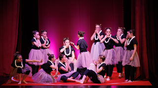 Igrajmo se: Zabranjeno mlađima od 15 strana A