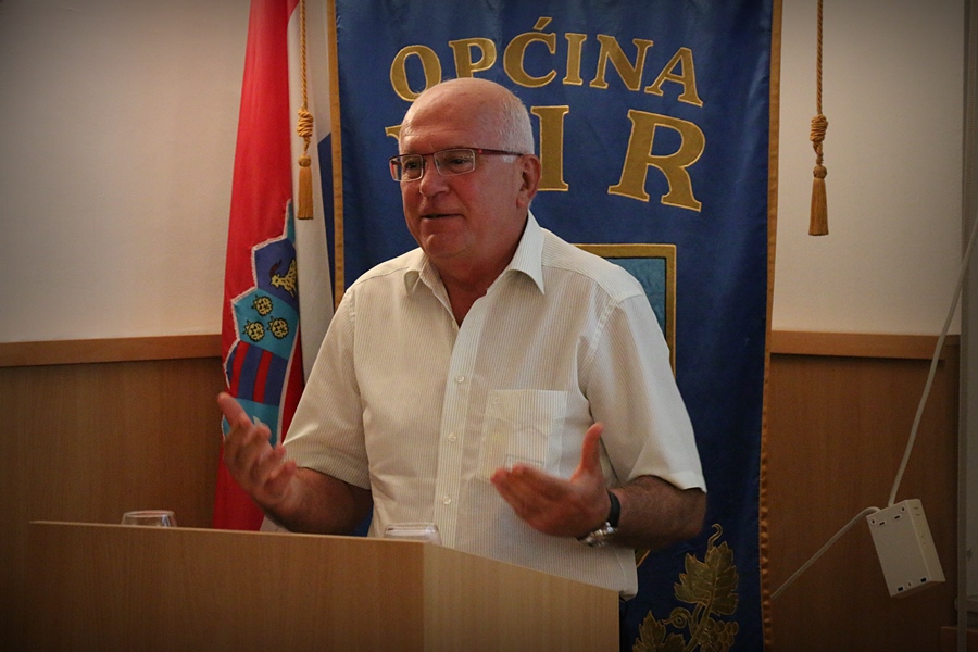 Dan Općine Vir proslavljen uz spektakularni koncert Prljavog Kazališta i vatromet Dan Općine Vir proslavljen uz spektakularni koncert Prljavog Kazališta i vatromet