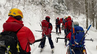 Pripadnici HGSS-a održali zimsku vježbu Velebit 2022. podno vrha Visočica Pripadnici HGSS-a održali zimsku vježbu Velebit 2022. podno vrha Visočica