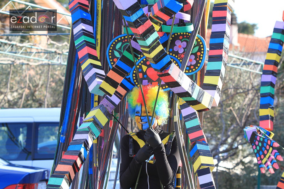 Maškarana povorka Velike Bake u Murteru