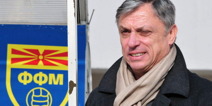 Skoplje, 030310. Prijateljska utkmica Makedonija – Crna Gora, novi izbornik crnogorske reprezentacije Zlatko Cico Kranjcar. Foto: Maja Zlatevska / CROPIX Skoplje, 030310. Prijateljska utkmica Makedonija – Crna Gora, novi izbornik crnogorske reprezentacije Zlatko Cico Kranjcar. Foto: Maja Zlatevska / CROPIX