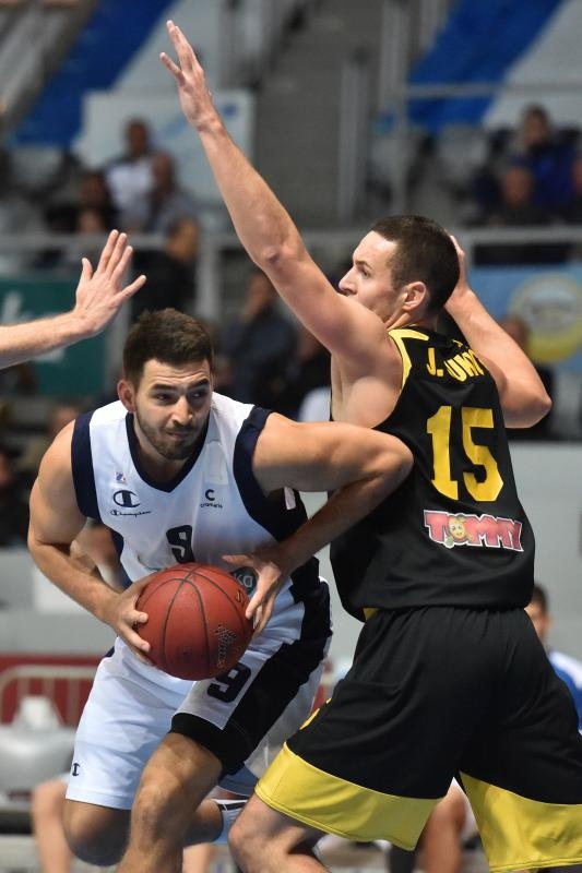 SC Višnjik, 4. kolo HKS A1 lige: KK Zadar – KK Split. 84-89. Photo: Dino Stanin/PIXSELL SC Višnjik, 4. kolo HKS A1 lige: KK Zadar – KK Split. 84-89. Photo: Dino Stanin/PIXSELL