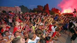 Svečani doček zadarskih Vatrenih: Jedrenjakom Branimir plovili od Gradskog mosta do gata na zadarskoj rivi
