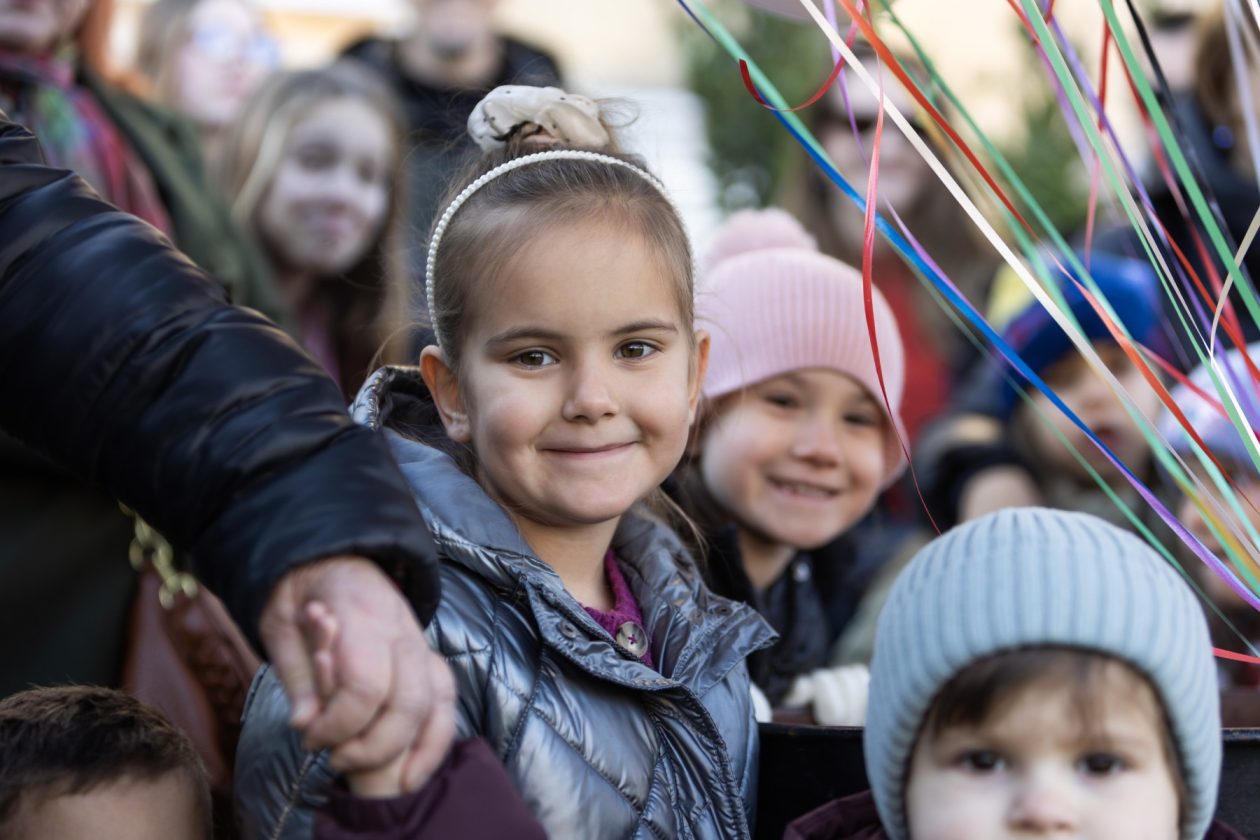 Dječji doček Nove godine na Božićnom gramofonu