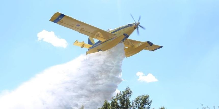 Požar, kanader Požar, kanader