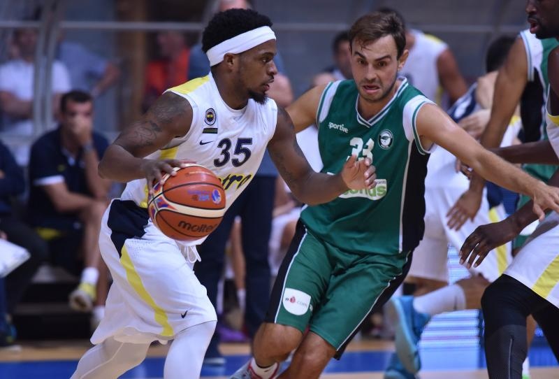 Zadar Dogus Basketball Tournament: Fenerbahçe Ülker – Darüşşafaka Doğuş 62-59, Foto: Dino Stanin/PIXSELL Zadar Dogus Basketball Tournament: Fenerbahçe Ülker – Darüşşafaka Doğuş 62-59, Foto: Dino Stanin/PIXSELL