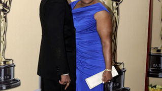 82. Red Carpet Oscara (oscar.go.com)