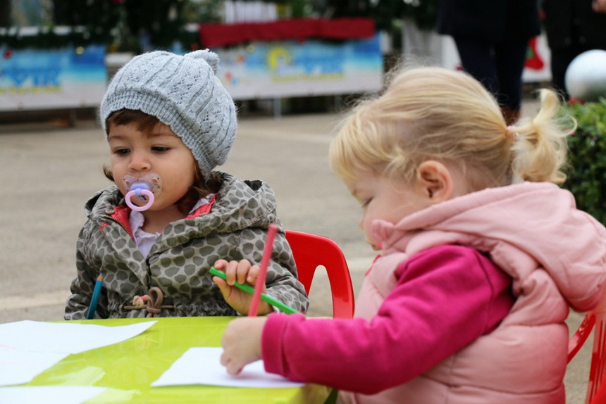 Sveti Nikola darivao mališane na Viru, Krampus bez posla Sveti Nikola darivao mališane na Viru, Krampus bez posla
