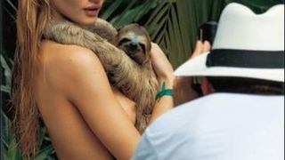 S naslovnice novog Pirellijevog kalendara gleda vas 11 golih ljepotica (Index.hr)