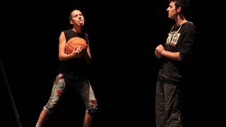 U suradnji HNK Zadar i Kazališne udruge “Igrajmo se” premijerno je izvedena predstava “Sasvim sam popubertetio” u režiji Žane Bumber. foto: Iva Perinčić U suradnji HNK Zadar i Kazališne udruge “Igrajmo se” premijerno je izvedena predstava “Sasvim sam popubertetio” u režiji Žane Bumber. foto: Iva Perinčić