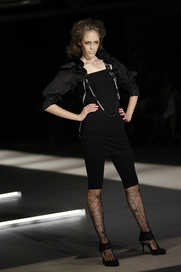 U staroj tvornici Zagrepcanka od 24.09.-26.09. odrzava se modna revija Dove Fashion.hr