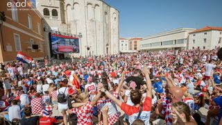 Navijačko ludilo u Zadru za vrijeme i nakon finala Svjetskog prvenstva Navijačko ludilo u Zadru za vrijeme i nakon finala Svjetskog prvenstva