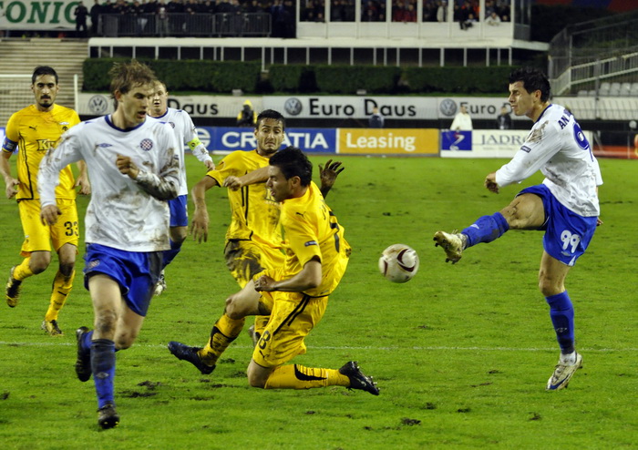 Split, 011210. 
Stadion HNK Hajduka u Poljudu.    
UEFA Europska liga utakmica HNK Hajduk – FC AEK. 
Na slici: Anas Sharbini u napadu.
Foto: Jadran Babic / CROPIX