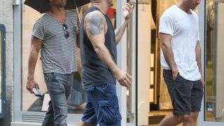 Zagreb: Ricky Martin prošetao gradom u društvu partnera Jwana i Viktora Drage Zagreb: Ricky Martin prošetao gradom u društvu partnera Jwana i Viktora Drage