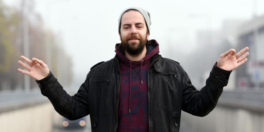 Image 379243 (auto) Image 379243 (auto)