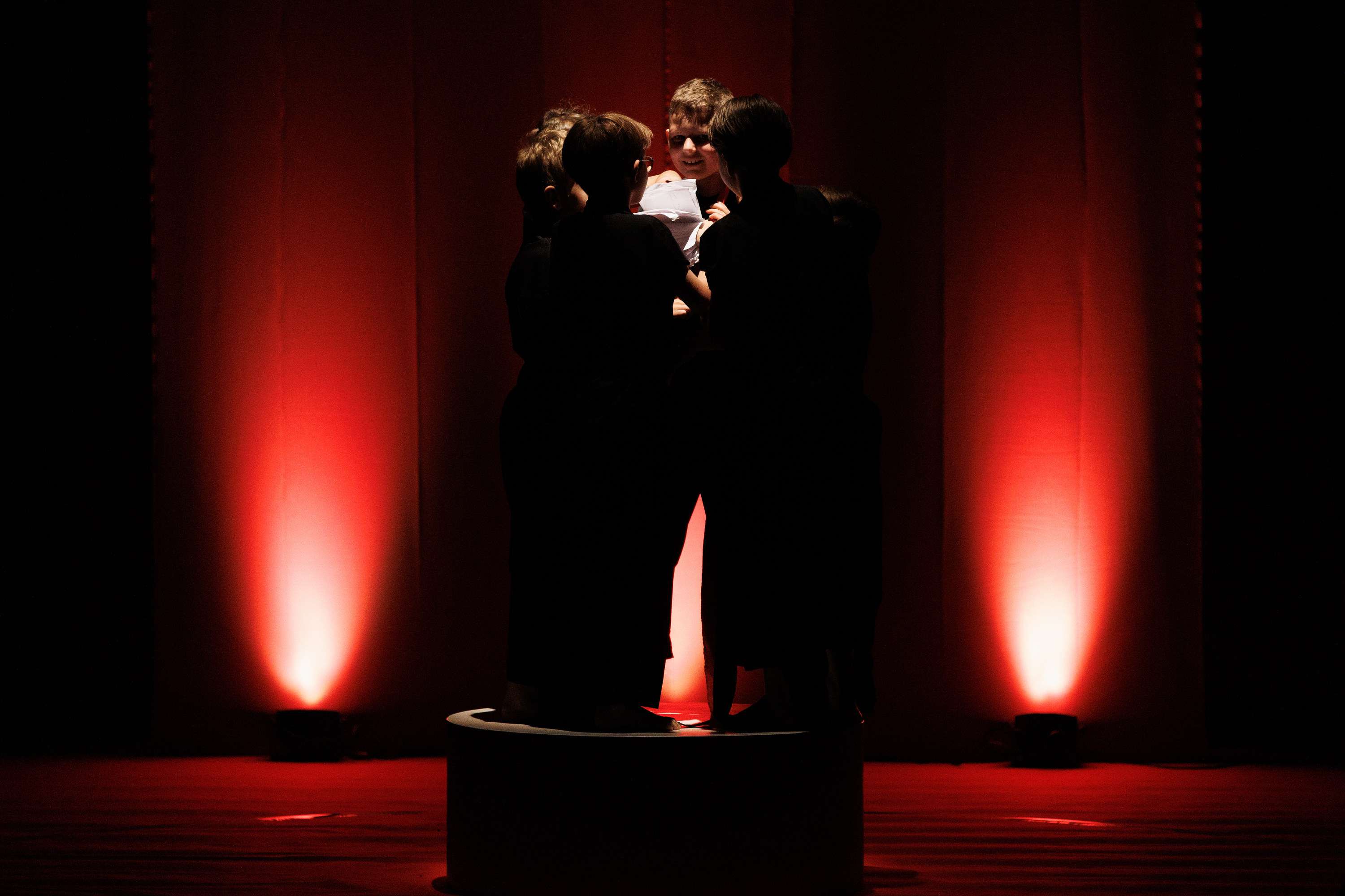 Igrajmo se: Zabranjeno mlađima od 15 strana A