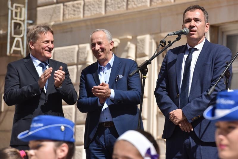 Zadru dodijeljeno priznanje European Best Destination 2016. Foto: Dino Stanin/PIXSELL Zadru dodijeljeno priznanje European Best Destination 2016. Foto: Dino Stanin/PIXSELL