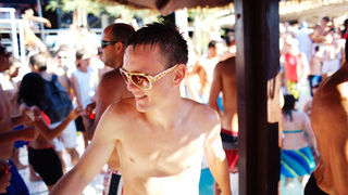 Image 1175671 (auto)