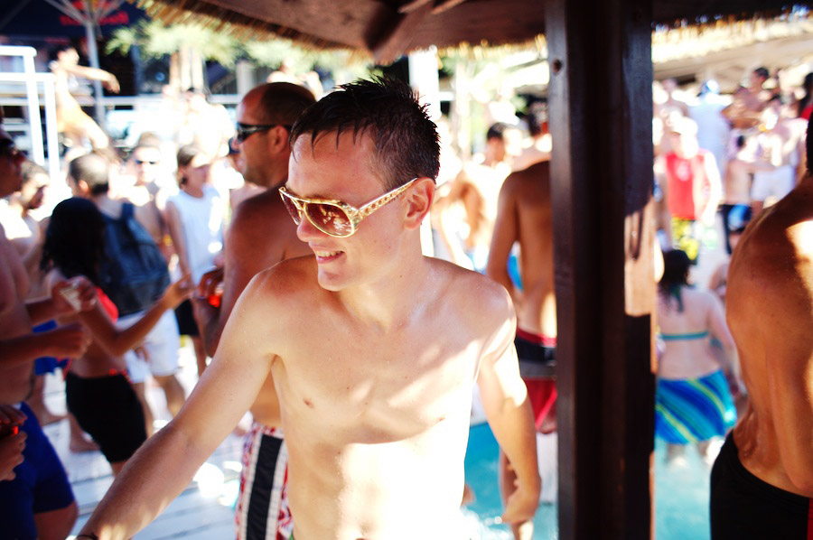 Image 1175671 (auto)