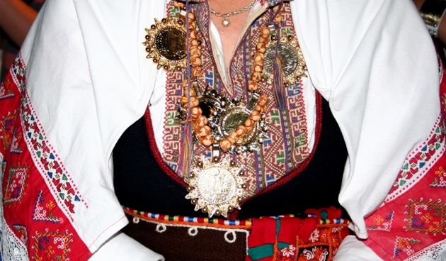 Folklor, nošnja, smotra kud-ova