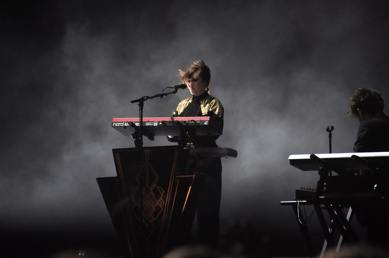 Sibenik, 090811.
Summer eko music festival Terraneo 2011.
Prvog dana na festivalu Terraneo nastupila je britanska elektro – pop grupa La Roux.
Foto: Marija Mihic / CROPIX Sibenik, 090811.
Summer eko music festival Terraneo 2011.
Prvog dana na festivalu Terraneo nastupila je britanska elektro – pop grupa La Roux.
Foto: Marija Mihic / CROPIX