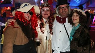 Virske maškare: Nedjelja u znaku zvijezdice Meri, Tota i Tempo Banda