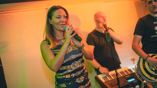 Ana Nikolić @ Hitch bar, 2.5.2015. (Foto: Ivan Toman)