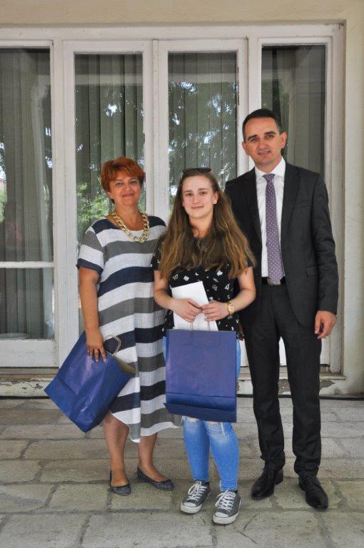 Zamjenik župana primio nagrađene učenike Zamjenik župana primio nagrađene učenike