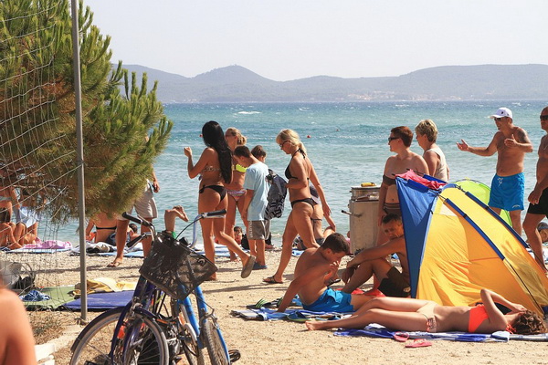 Bibinje: Turnir u odbojci na pijesku “Punta 2016”, pobjednice ekipa Cavsica iz Zadra. Foto: Leo Banić