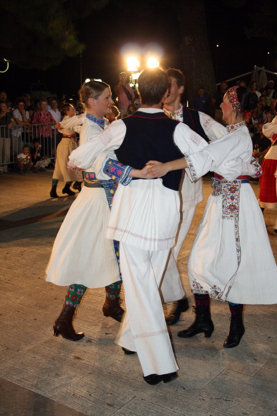 Biograd na Moru: Zavrsna priredba Ljetne skole folklora