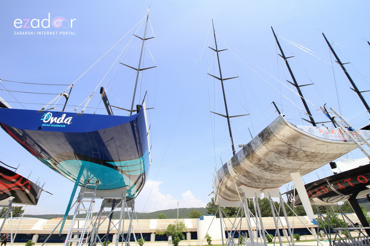 U marinu Dalmacija stigle jedrilice sudionice regate TP52 Super Series