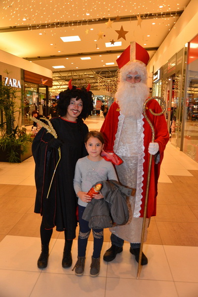 Sveti Nikola u Supernova centru 6. prosinca 2016.  Foto: Iva Perinčić