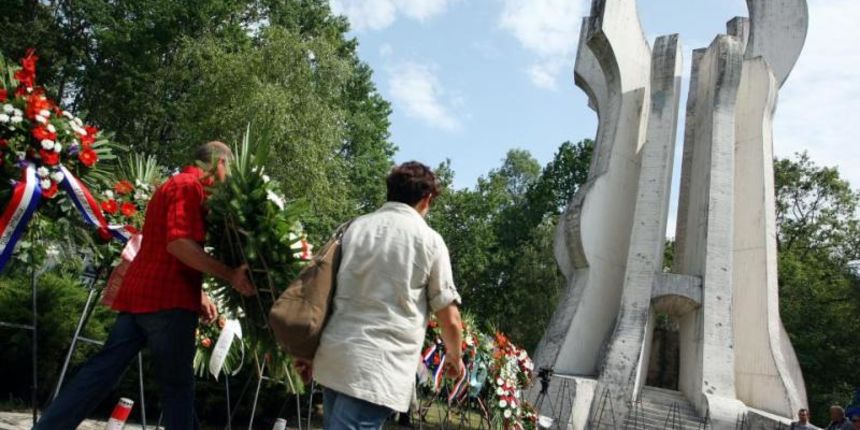22.06.2012., Sisak – Svecanost obiljezavanja Dana antifasisticke borbe i 67. obljetnice pobjede nad fasizmom u sumi Brezovica. Photo: Goran Jakus/PIXSELL