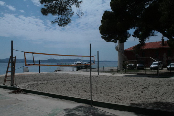 Svega tri dana dijele nas od prvog hrvatskog Metalfesta – pripreme su se zahuktale, pa vam donosimo djelić atmosfere s Puntamike gdje će zasvirati brojni metal bendovi Svega tri dana dijele nas od prvog hrvatskog Metalfesta – pripreme su se zahuktale, pa vam donosimo djelić atmosfere s Puntamike gdje će zasvirati brojni metal bendovi