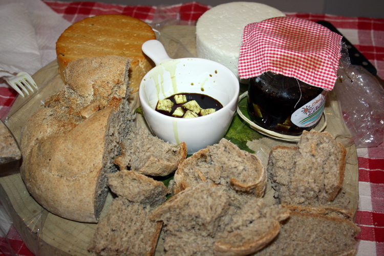 11. Izložba ovčjih i kozjih sireva, Foto: Mladen Malik