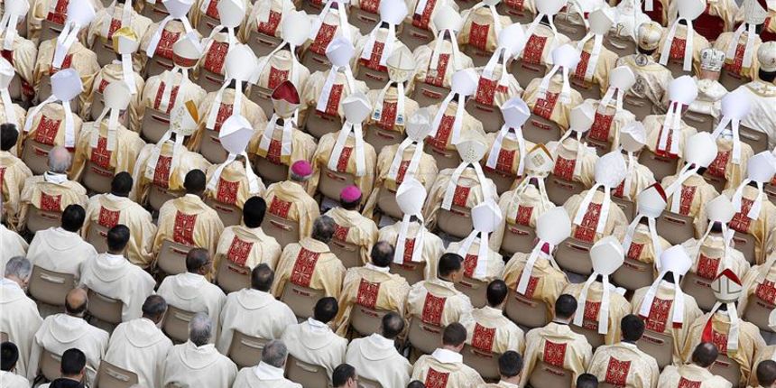 Biskupi i kardinali u Vatikanu, Foto: Hina