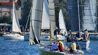 “Zadarska koka”: Regata za sve generacije snimljena iz “koke” “Zadarska koka”: Regata za sve generacije snimljena iz “koke”