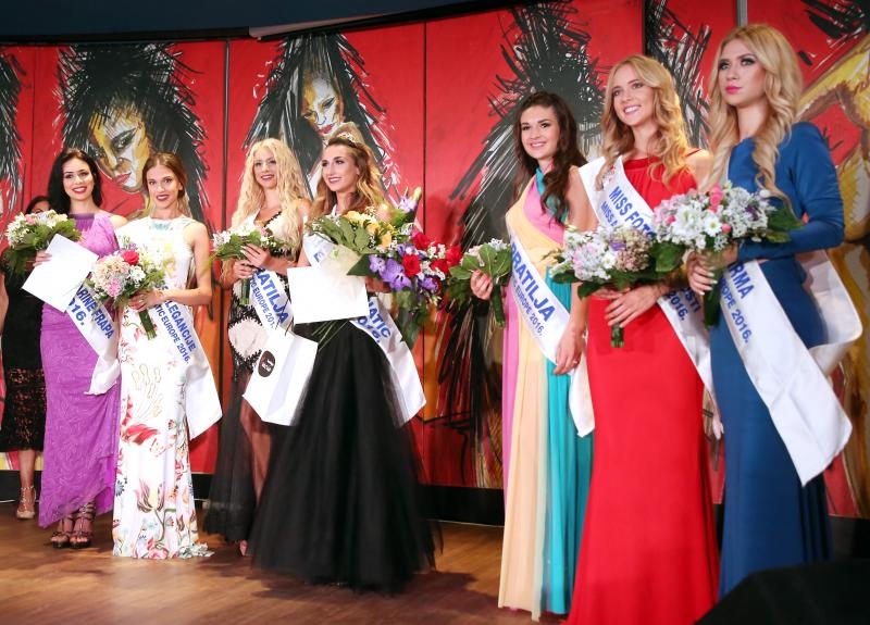 Rogoznica: Izbor Miss Adriatic Europe 2016. Photo: Duško Jaramaz/PIXSELL Rogoznica: Izbor Miss Adriatic Europe 2016. Photo: Duško Jaramaz/PIXSELL