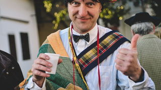 Škotski kiltovi preplavili zadarske Stanove Škotski kiltovi preplavili zadarske Stanove