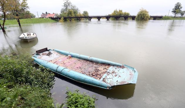 Karlovac: Iako su vodostaji Kupe i Korane povišeni ne prijeti opasnost od poplave